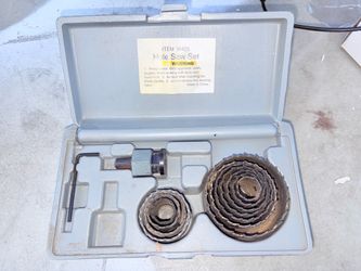 13-piece carbon steel hole saw set, typically labeled as item 38425