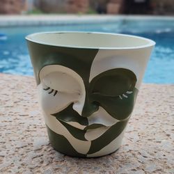 GUGUGO Face Planters Pots with Drainage, Flower Plant Pots for Indoor Plants, Unique Funny Small Succulent Desk Vase for Plant

Lover Gifts (Bicolor-G