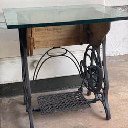 Glass Top Iron Sewing Machine Table 