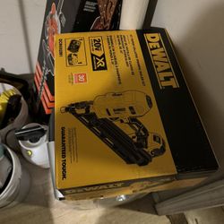 Dewalt 30 Framing Nailer 