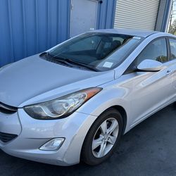 2012 Hyundai Elantra