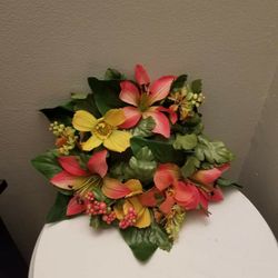 Floral centerpiece 