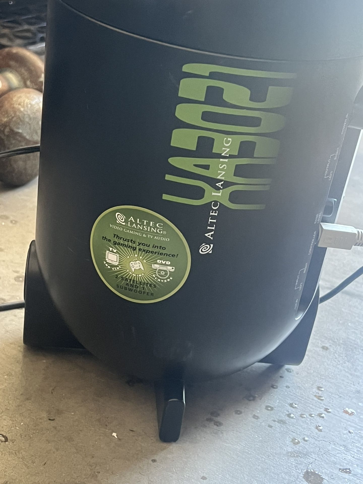 Subwoofer - Altec lansing