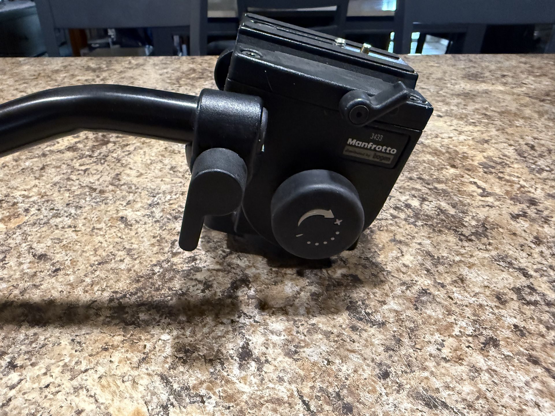 Manfrotto (Bowen) 501 Fluid Head, Also Known As Model 3433