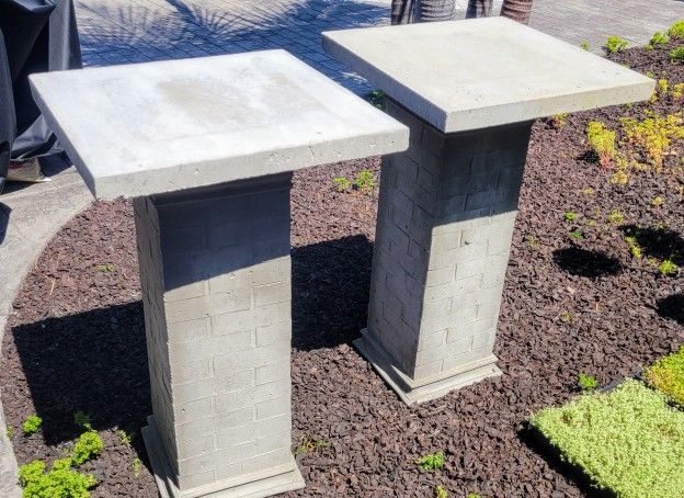 Concrete Pedestal