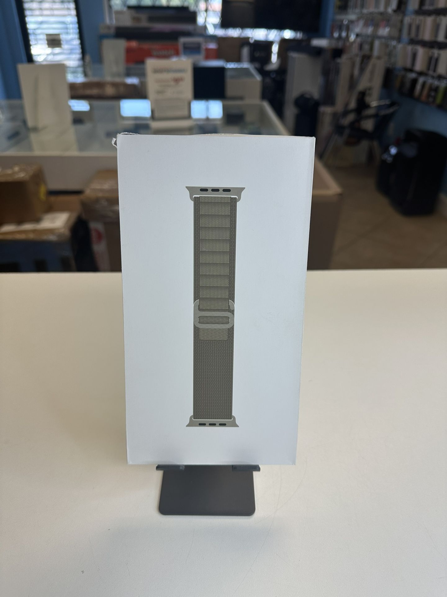 Apple Watch 49mm Alpine Loop OLIVE Original Size S