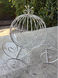 Cinderella carriage decor