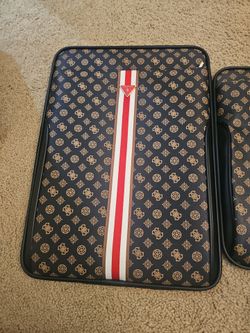 Guess Packing Cubes/Travel Organizers