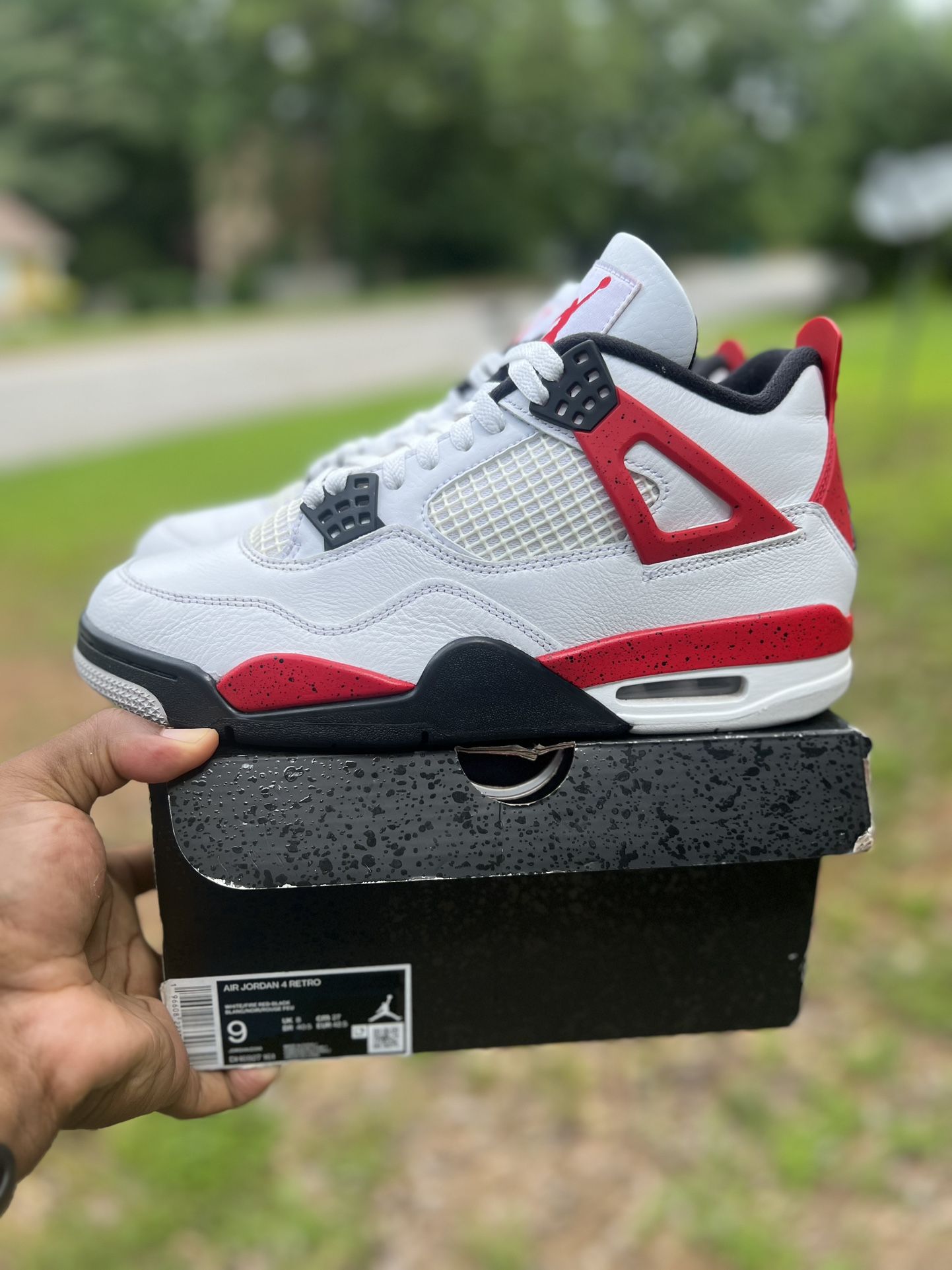Jordan 4 Retro