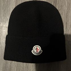 Moncler Black Beanie