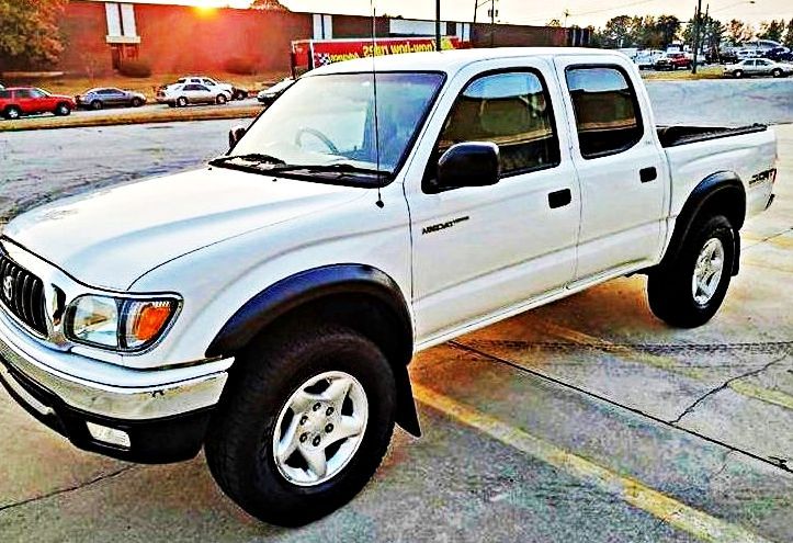 ֆ14OO 4WD Toyota Tacoma Clean