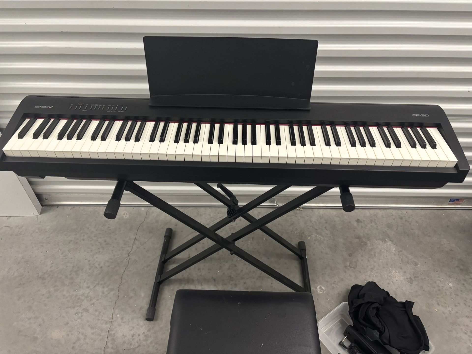 Roland FP 30 Weighted Piano