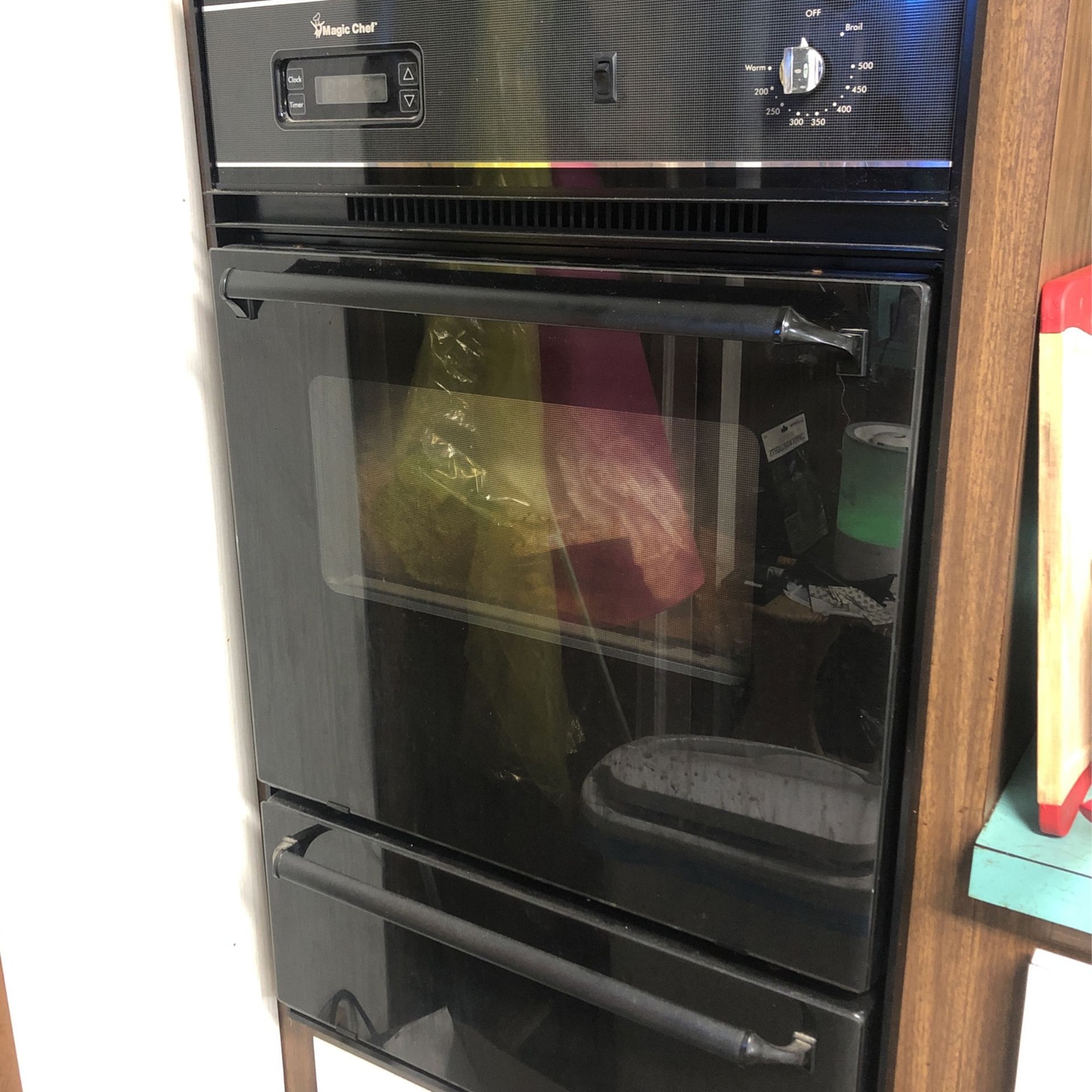 Magic Chef Propane Oven Stove Works Great