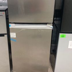 Magic Chef 10.1 Cu. Refrigerator Hmdrst