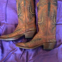 Women’s Vintage Lucchese Casual/Dress Cowgirl Boots