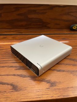 UniFi Cloud Key Gen2+