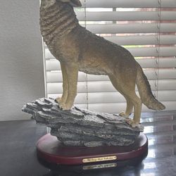 Wolf Collectibles 