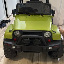 Jumbo 12V Kids Electric Vehicle Toy Ride On Car