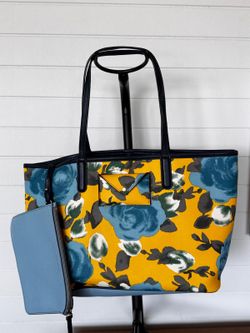 Marc Jacobs Metropolitote Floral Pouch