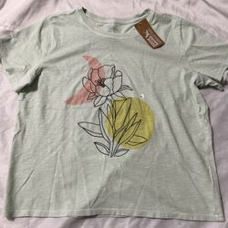 NWT Eddie Bauer Celestial Sun Moon Graphic T-Shirt 100% Cotton Embroidered Flower Women’s XL  New with tags Eddie Bauer celestial graphic T-shirt feat