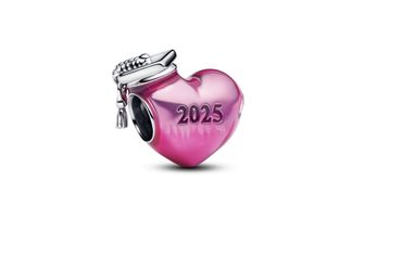 Pandora 2025 Grad Charm