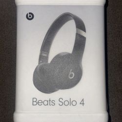 Beats Solo 4 