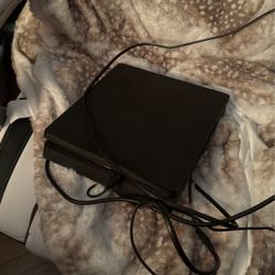 Ps4 slim
