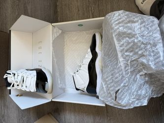 Air Jordan 11 gratitude 2023 Size 8 $200