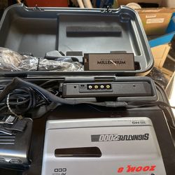 Vintage Montgomery Ward signature 2000 camera