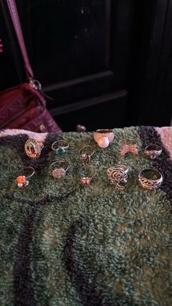Costume Rings And Pick Up Don’t Know The Size Of The Rings