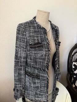 Tweed jacket , classic style 🩶🤍🖤