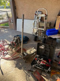FLOOR JACK ALUMINIUM / LOT TOOLS