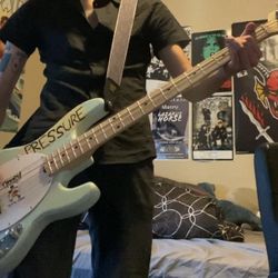 Sterling Sting Ray & Fender Bass Amp