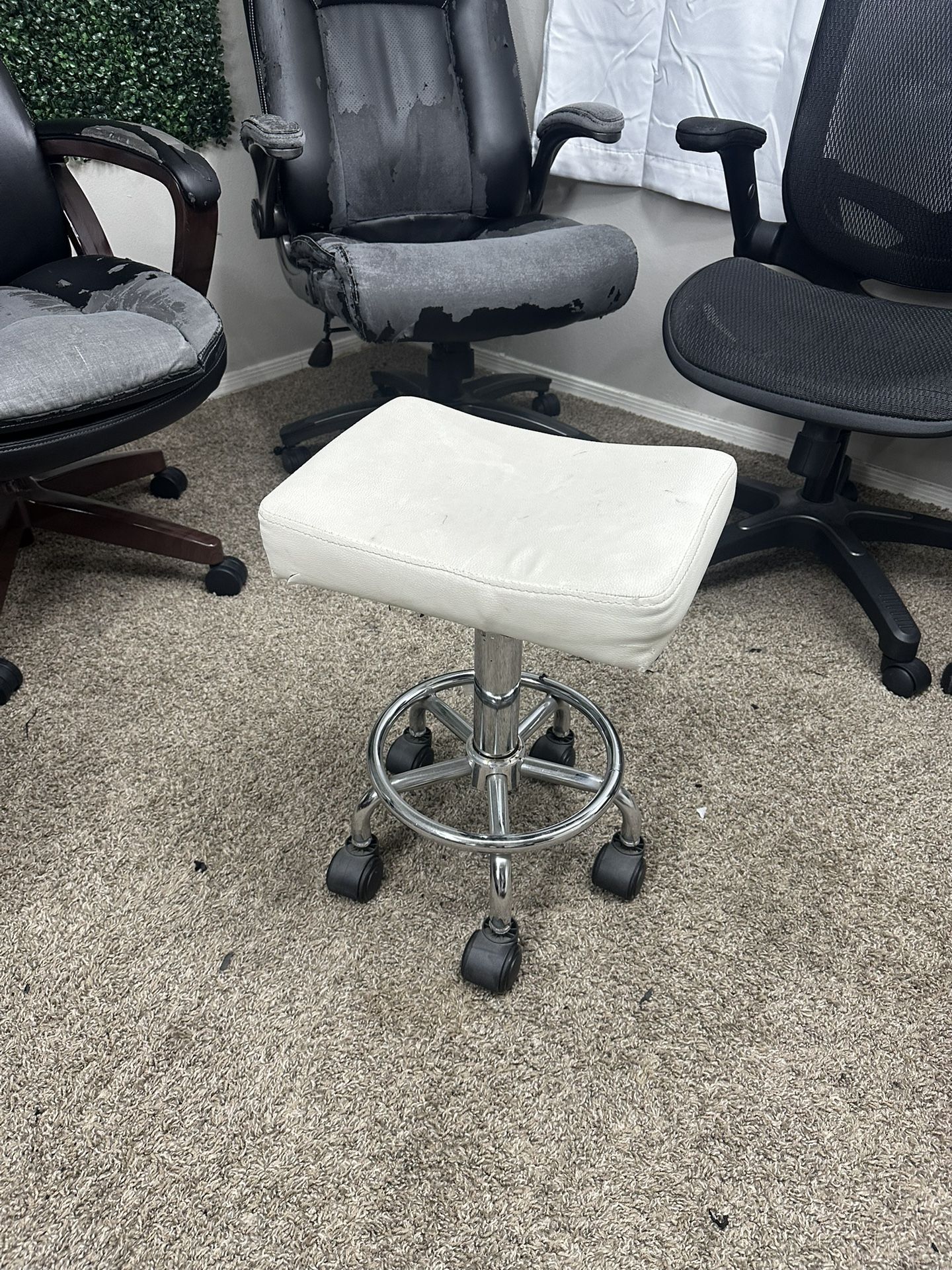 Adjustable White stool