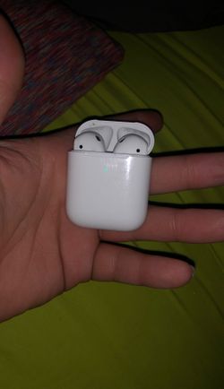 AirPods