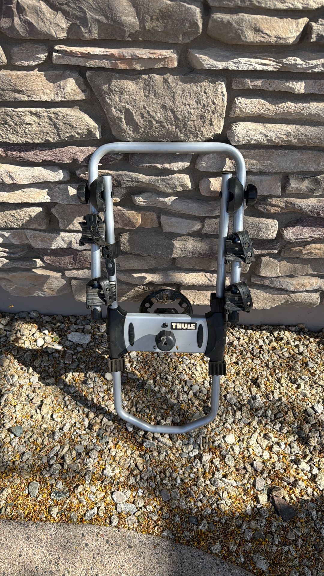 Thule Bike Rack with key for Sale in Phoenix, AZ - OfferUp