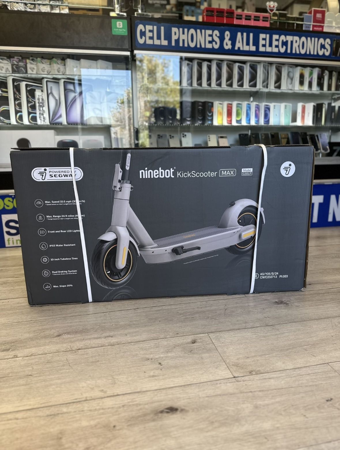 Ninebot KickScooter Max (Take It Home In Payment/ llévatelo a casa en pagos)