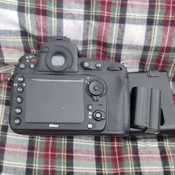 Nikon D810 Full Frame with 3 lenses bundle package New Low shutter counts DSLR digital SLR camera