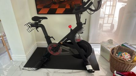 Peloton Bike