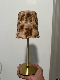 Touch Sensor Rattan Table Lamp