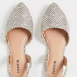 TORRID Pointed Toe Flats 