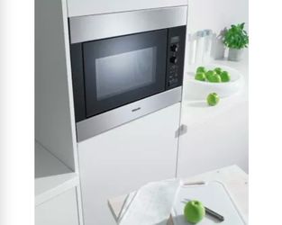 Miele Chef Series M8260 24” Microwave