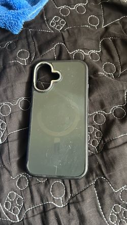 iPhone 17 case