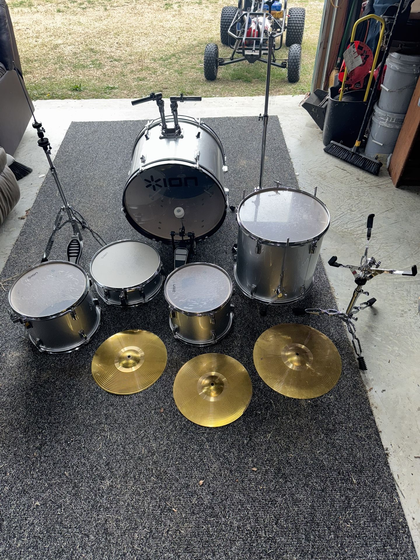 ION 5-Piece Drum Set Kit IADO4 (AS IS)