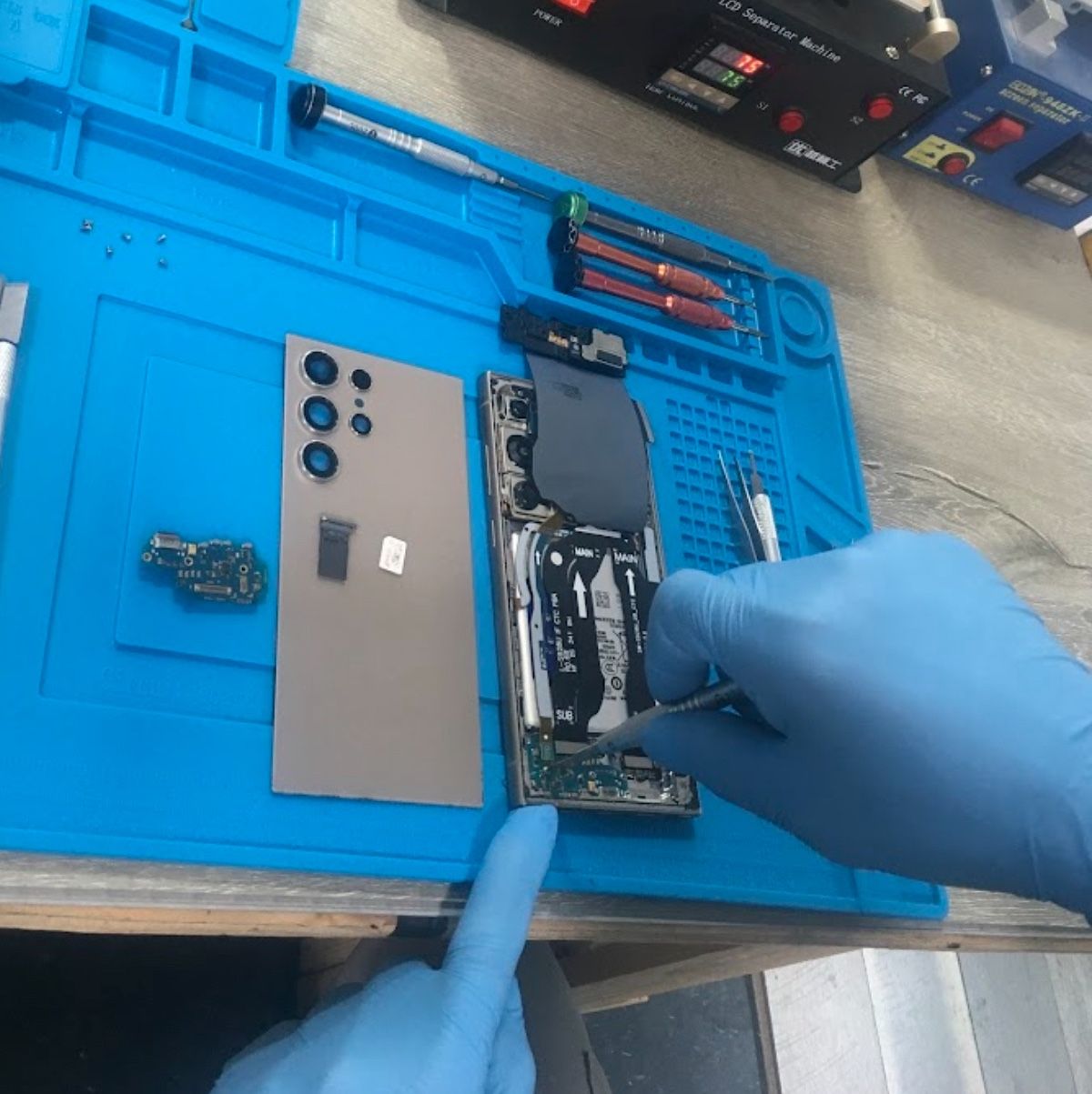 📱 Samsung Phone Repair – Fast & Reliable Service in Chicago