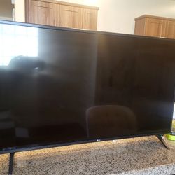 43 In LG 4K SmartTV 