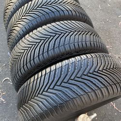 Selling Set Of Michelin Crossclimate2 225/55/R18