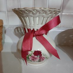 Vase-Formalities by Baum Bros. Made in China