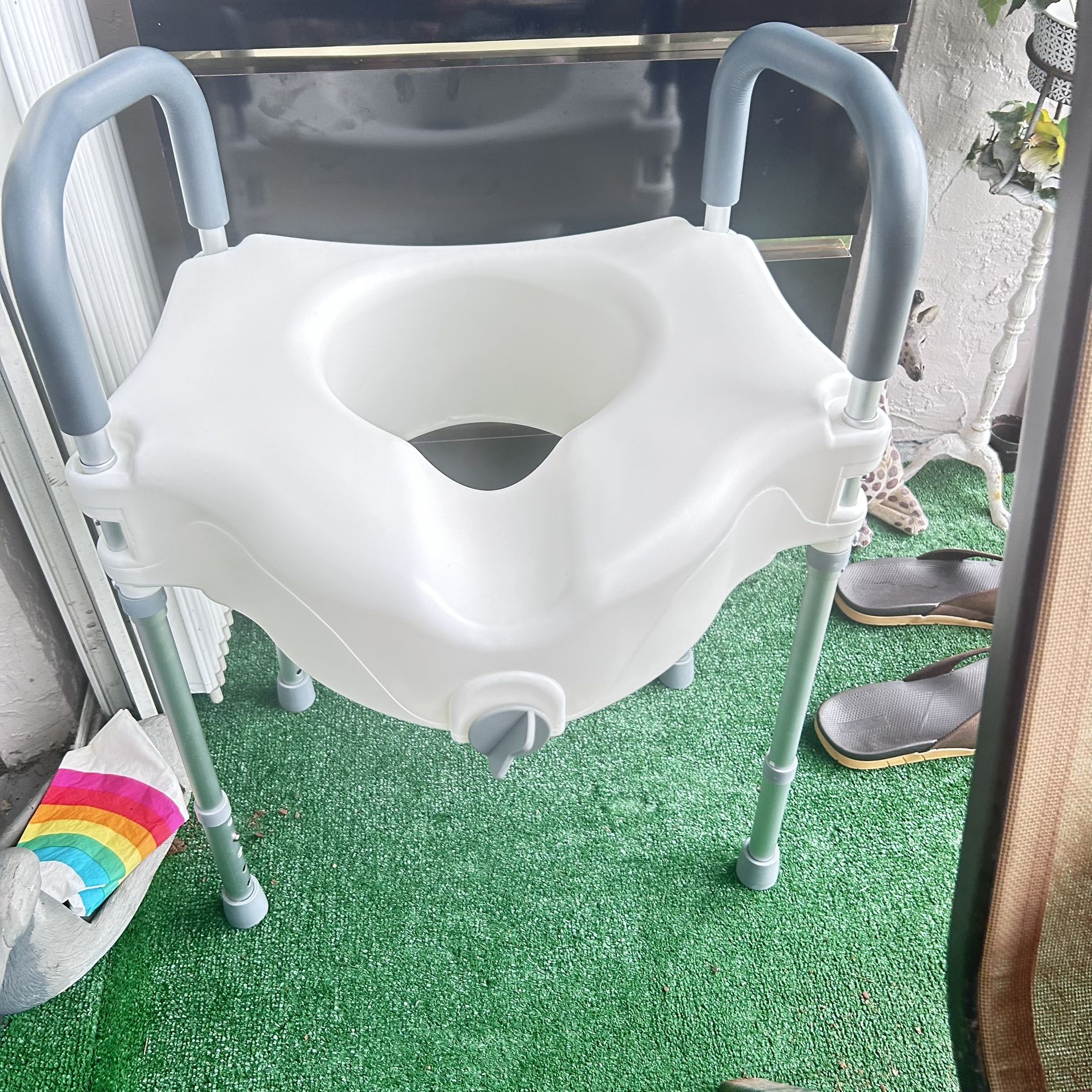 Handicap Adjustable Above Seat Toilet