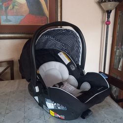Graco Baby Car Seat